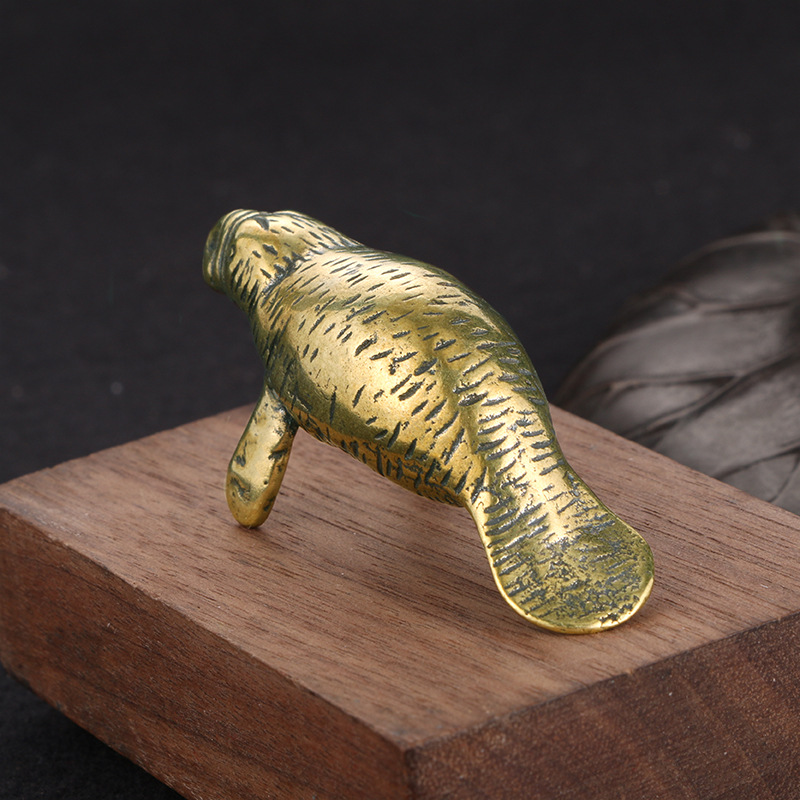 Statuette Decorative in Ottone - Office Furniture Equipment recensione e prezzo